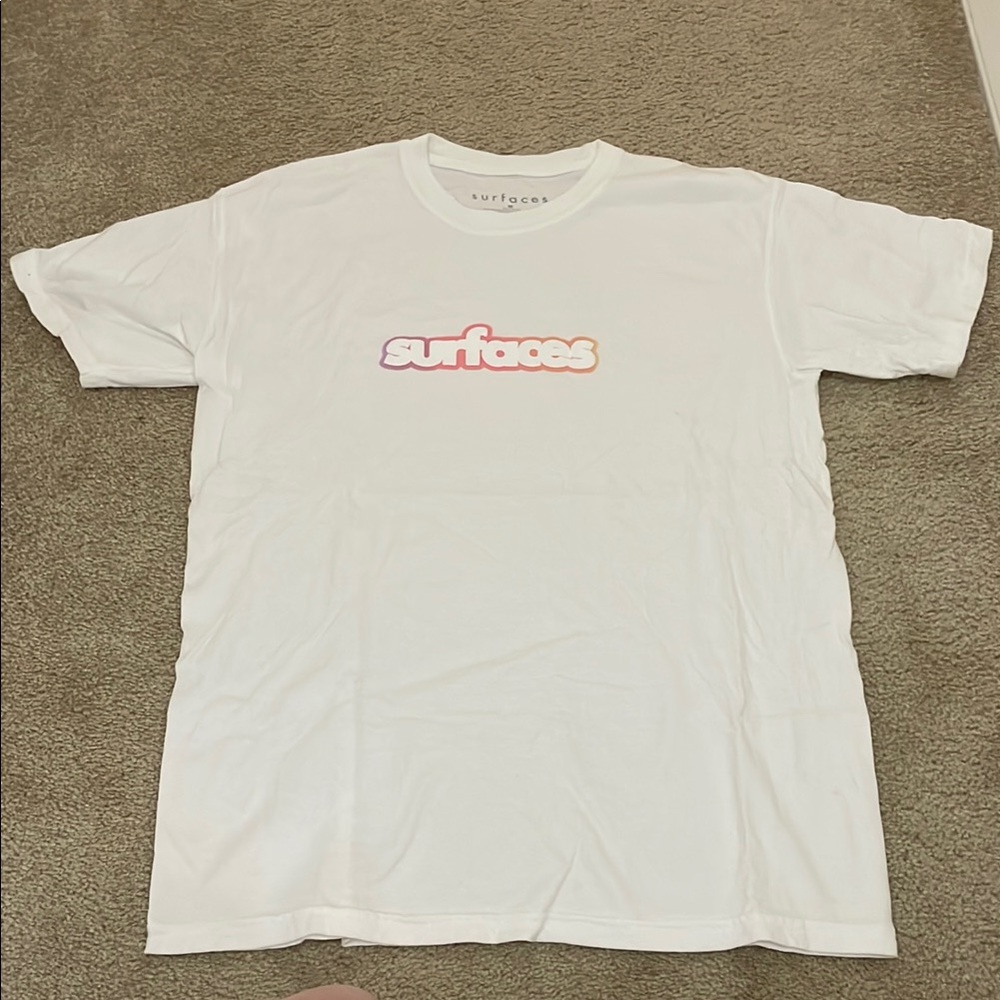 GRAPHIC T SHIRT surfaces merch